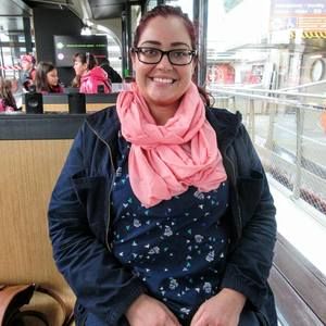 Meet your Posher, Lorisa